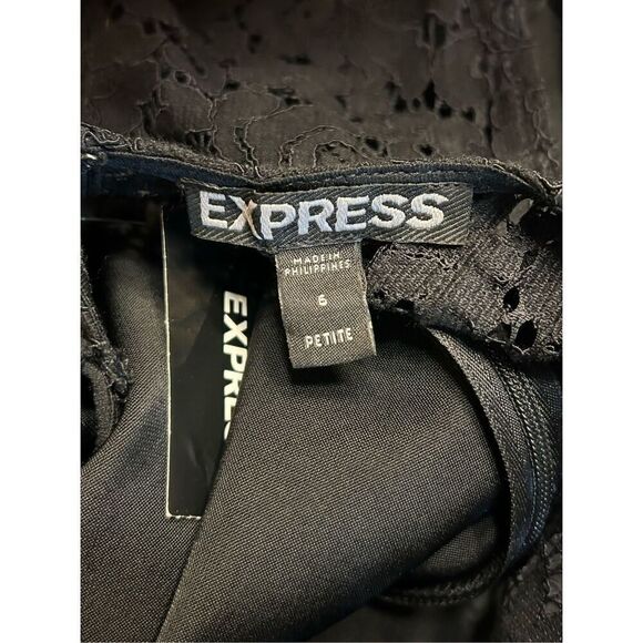 Express Size 6P Women’s Romper Off Shoulder Black Lace Shorts nwt (4969) - Picture 6 of 7